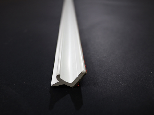 0025438-22 Driprail, Plastic, White, PER FT. (0025438-16)