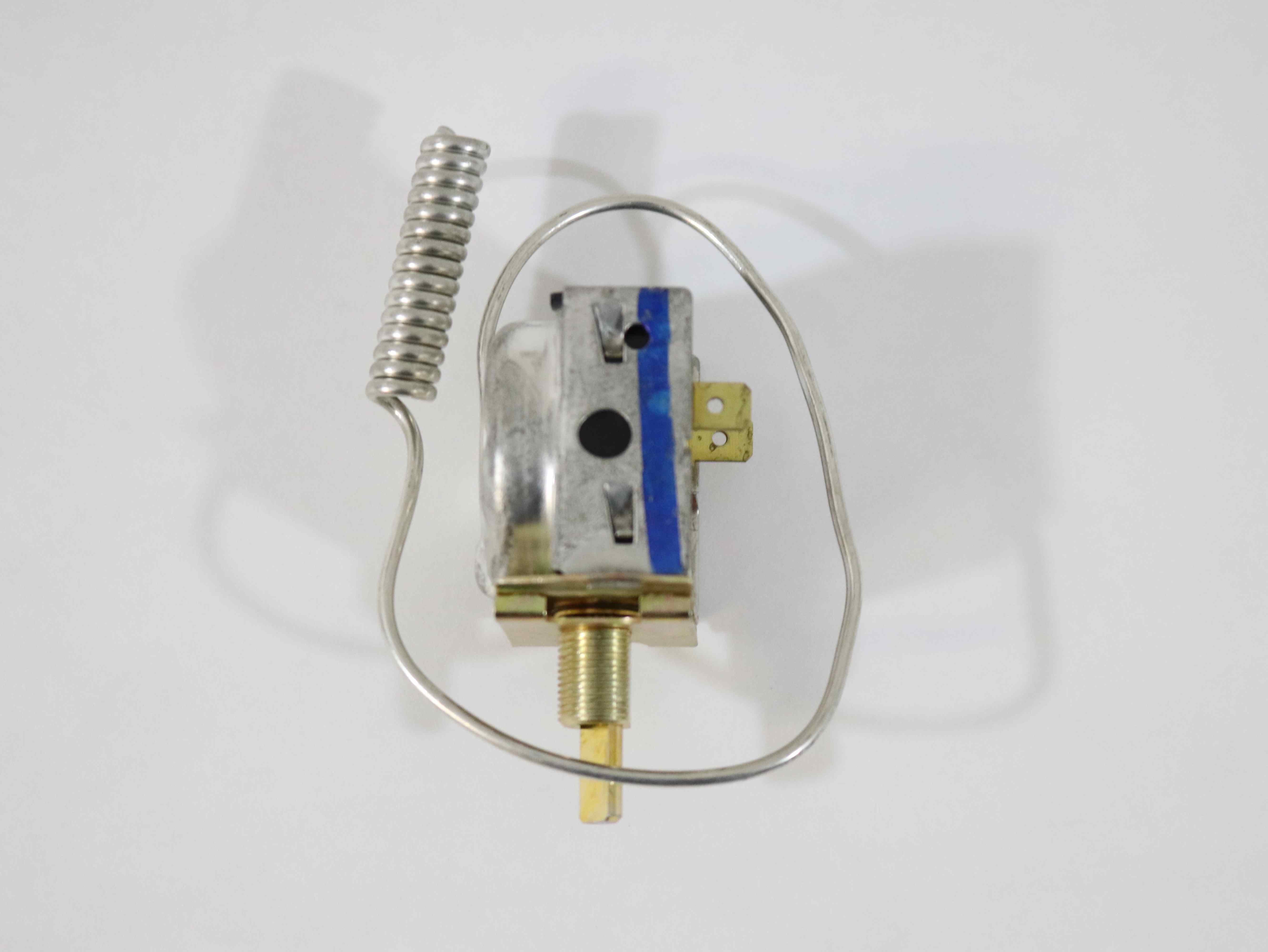01.000.067 Thermostat Control, Dash