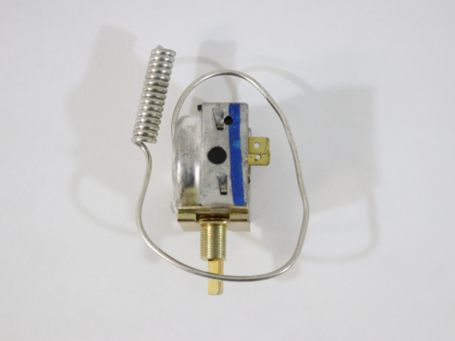 01.000.067 Thermostat Control, Dash