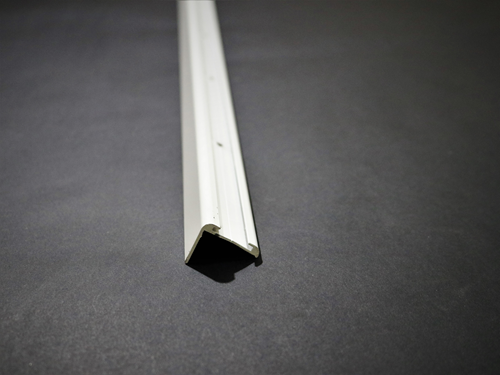 01032215 MOULDING, VERTICAL