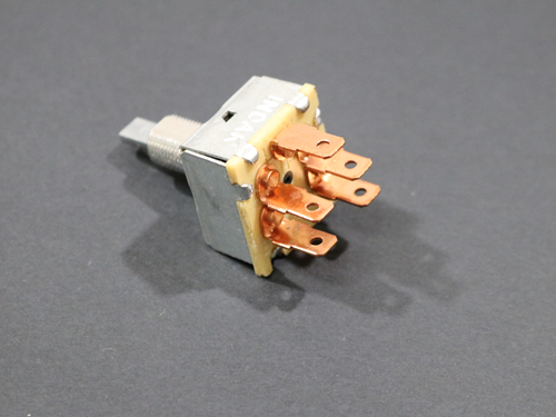 04200202A 3 speed switch