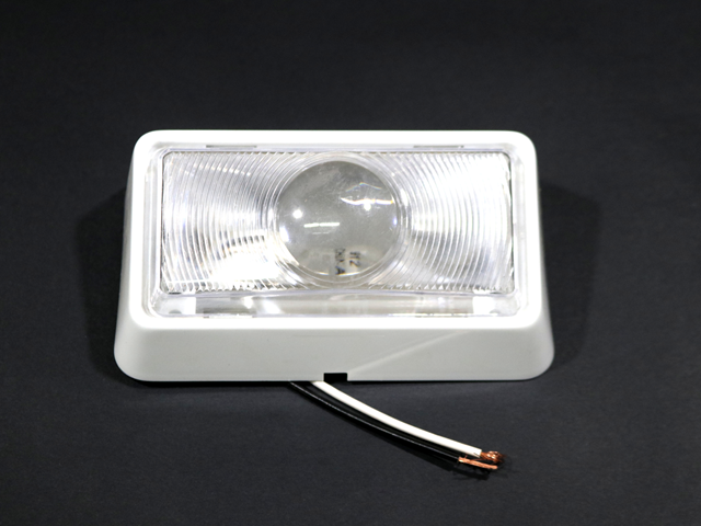 069196 PORCH LIGHT WHITE BASE WITH LENS STARTRANS