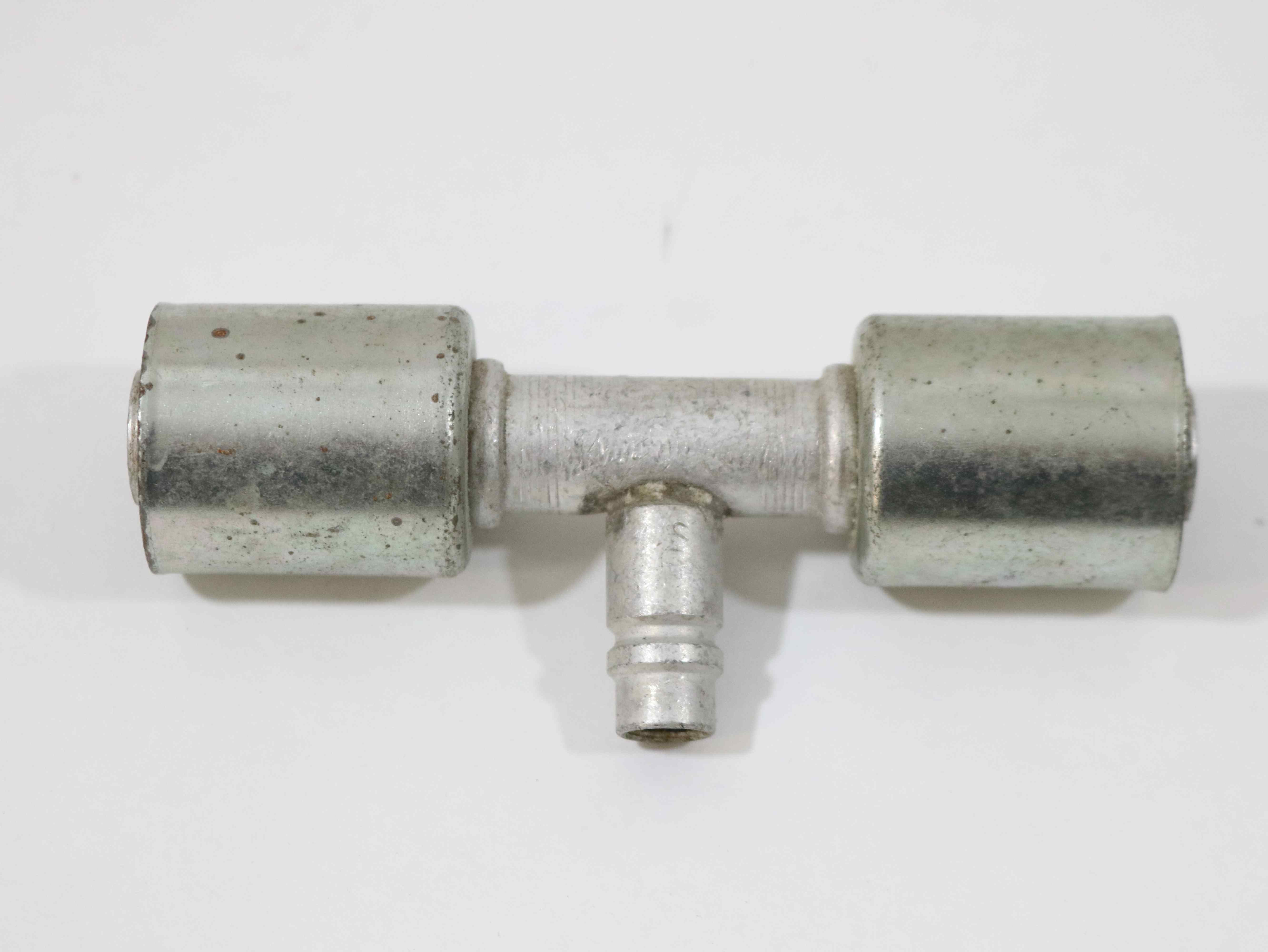 08.3424B Fitting, A/C