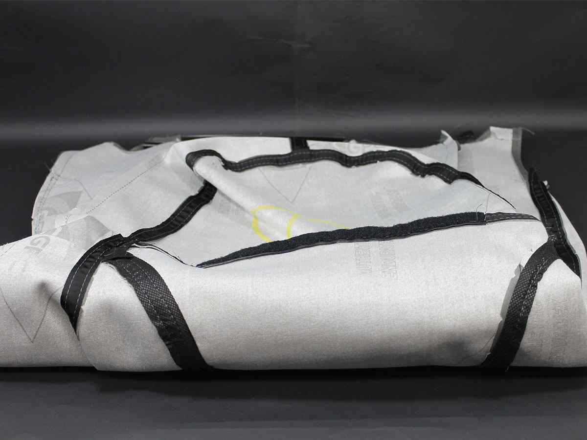 1005-225-MMP-686 COVER, SHIELD DRIVER SEAT