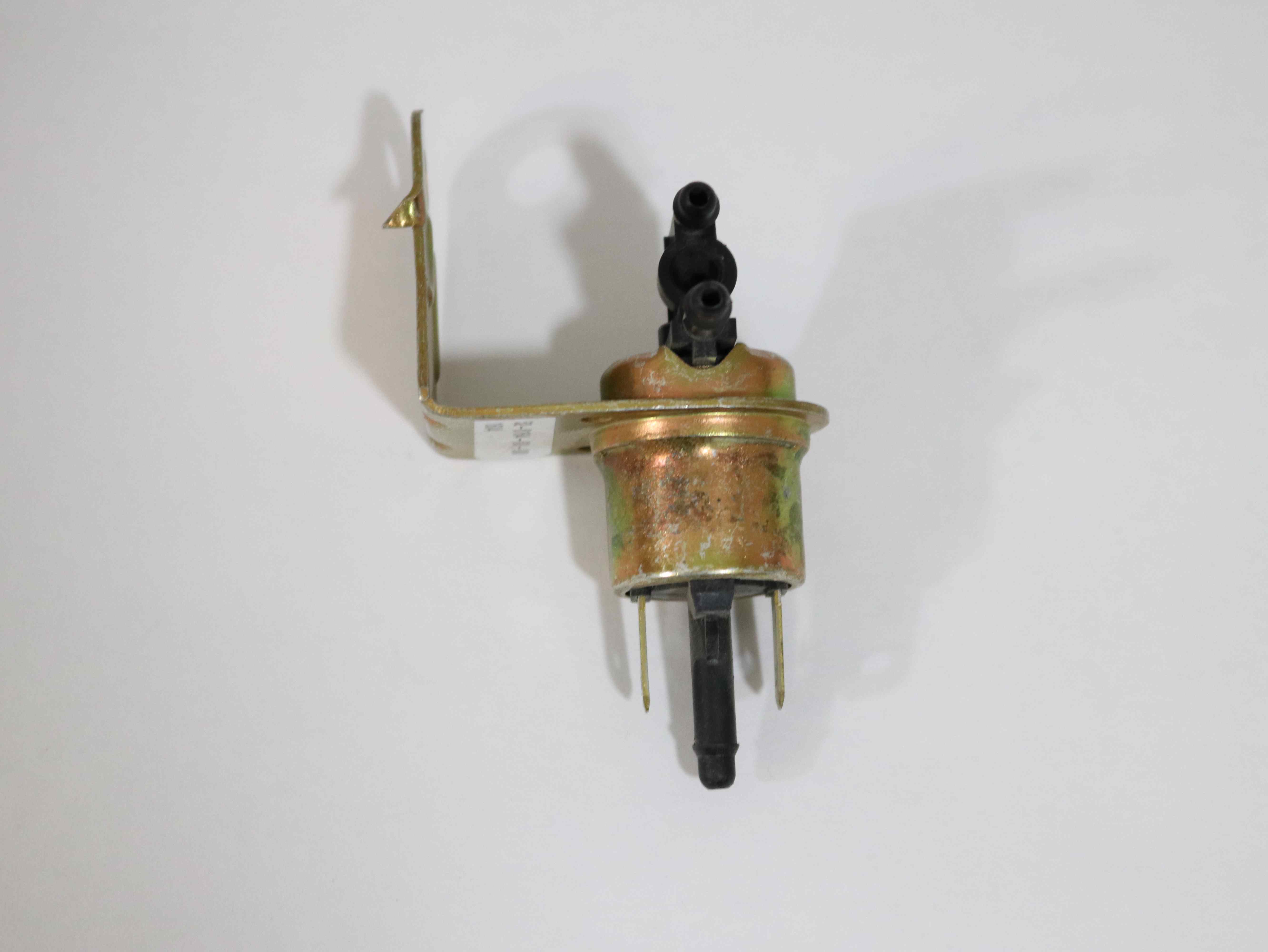 102479 VALVE, VACUUM SOLENOID