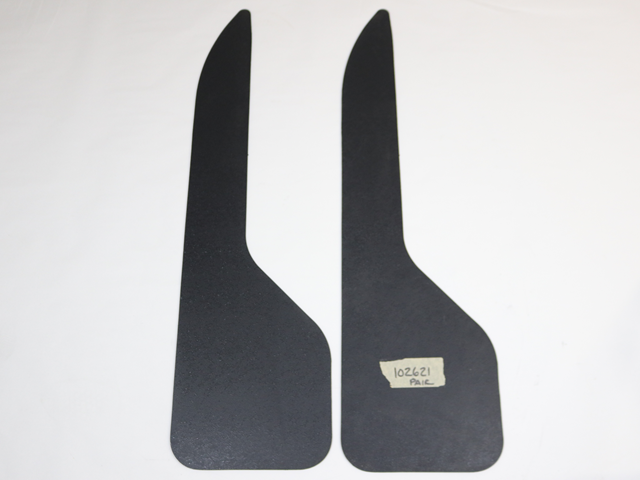 102621 PAIR FRONT MUD FLAP CHEVY 5500