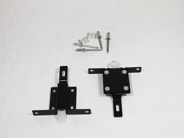 109628 INTERIOR DOOR LATCH KIT (TOP & BOTTOM)