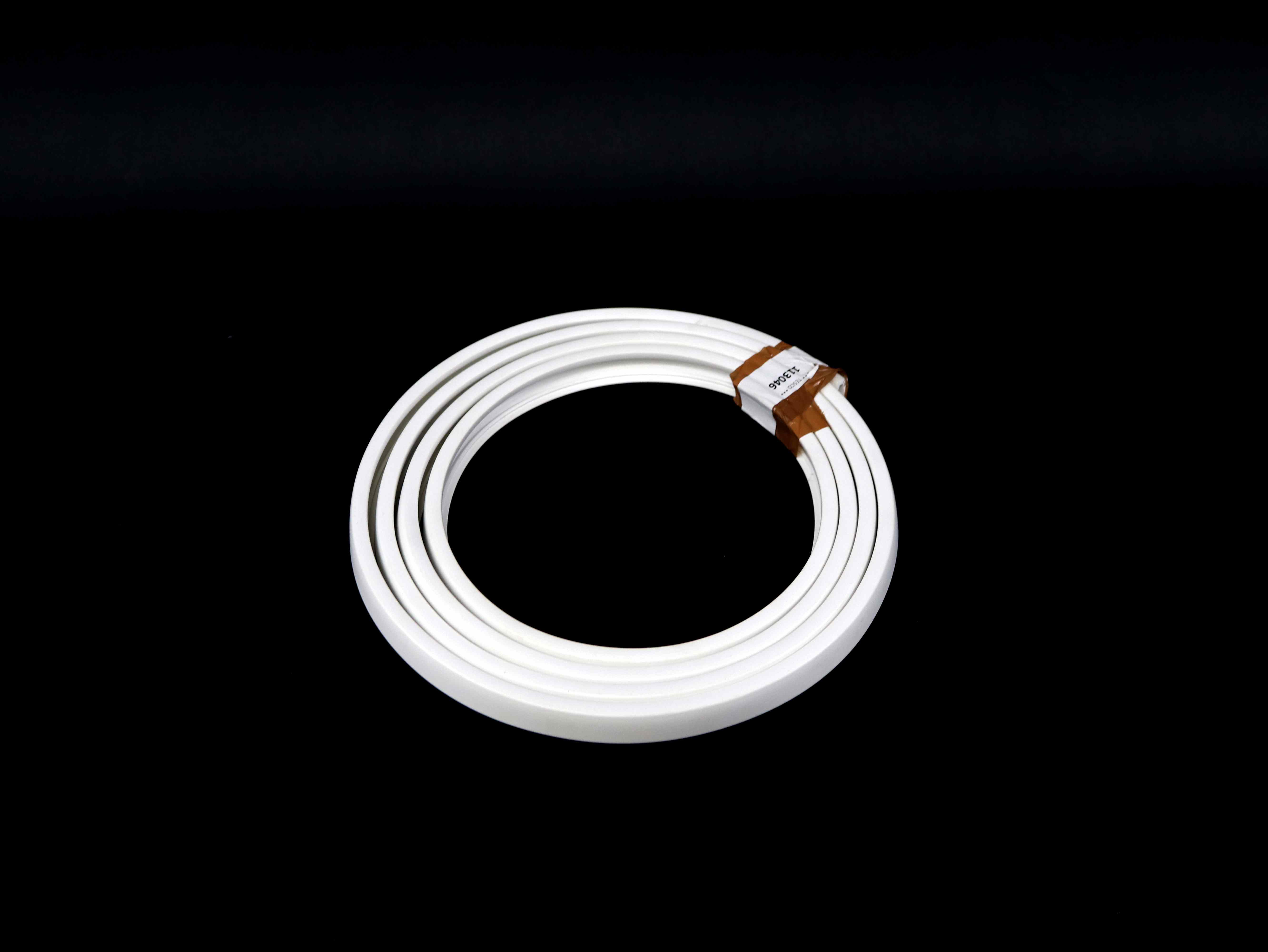 113046 CAP COVER, WHITE GOSHEN, EC