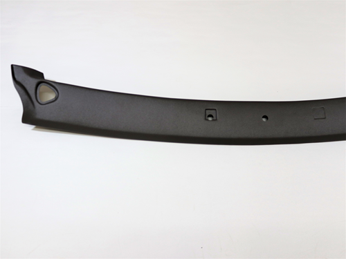 114131 Plastic Trim By Windshield