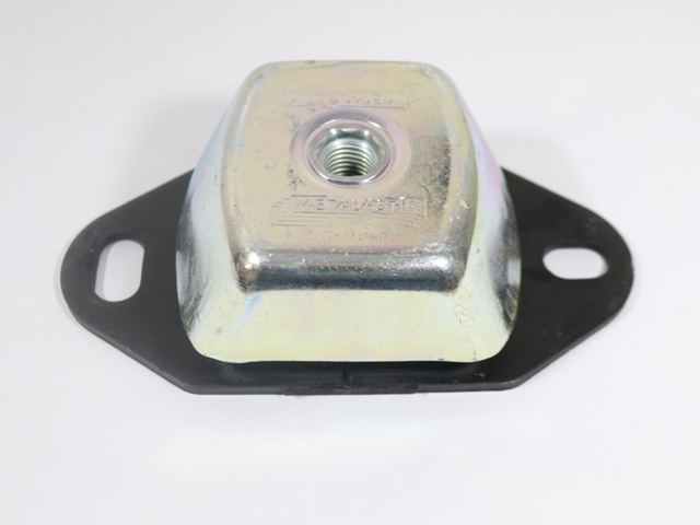 15634 Mount, Engine