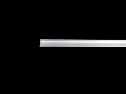 1670 MOULDING W/LONG LEG