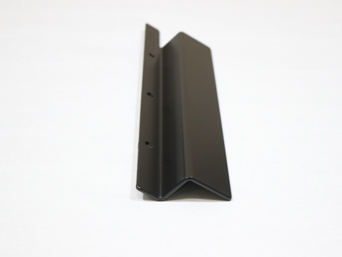 17D0134 LOWER DOOR RETAINE LH GIR