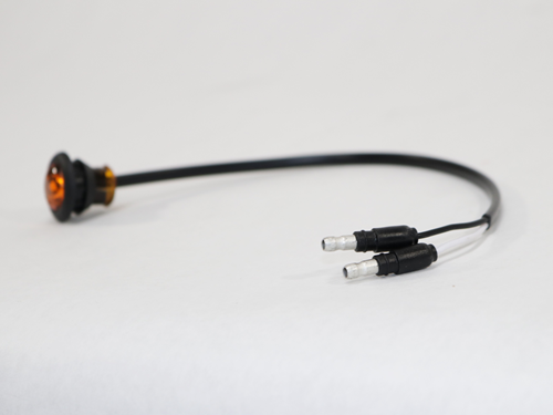 2002786 Amber clearance light, 3/4 INCH