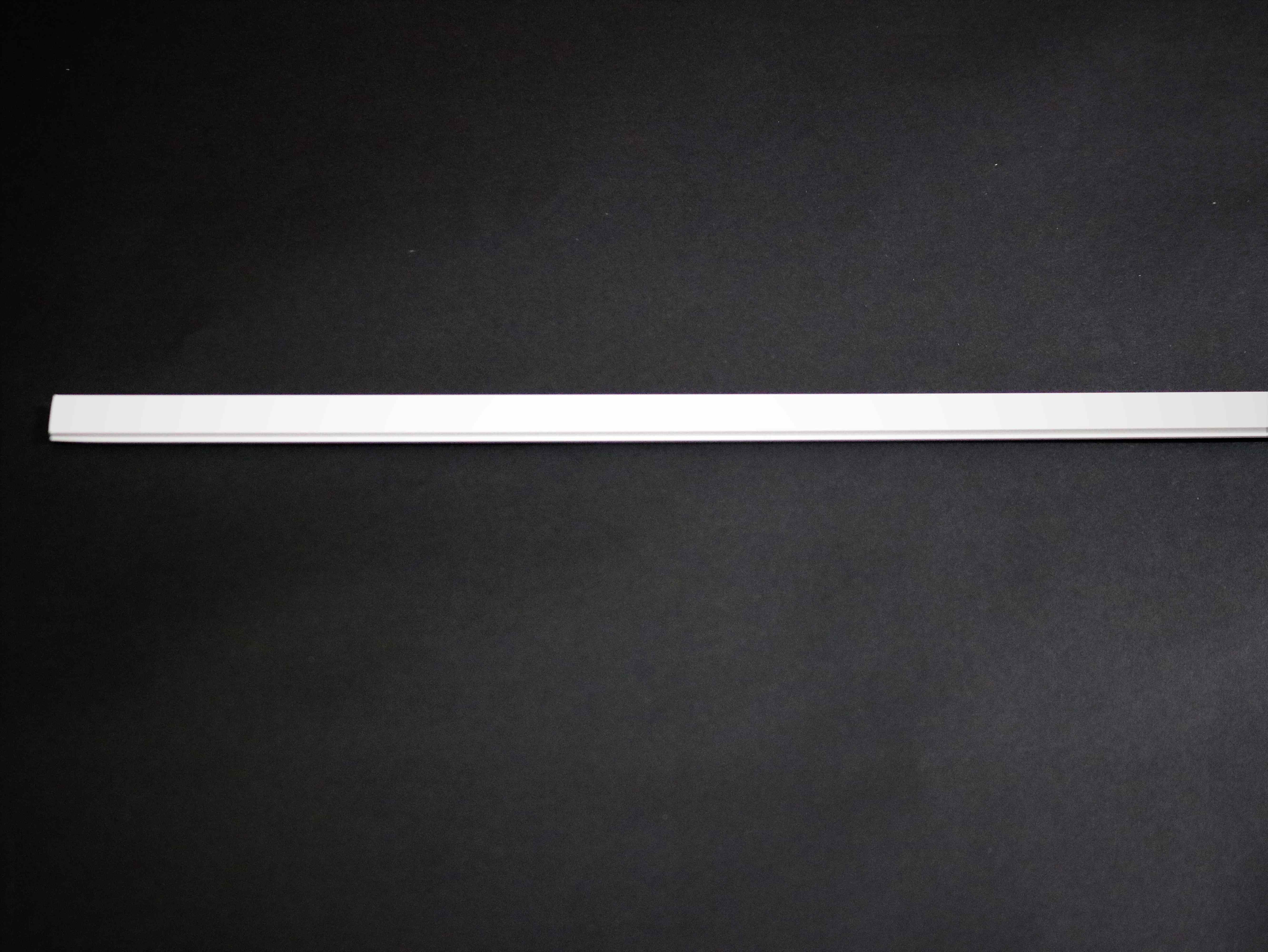2045 TRIM, SCREW COVER (SOLD IN 12 FEET LENGTHS)