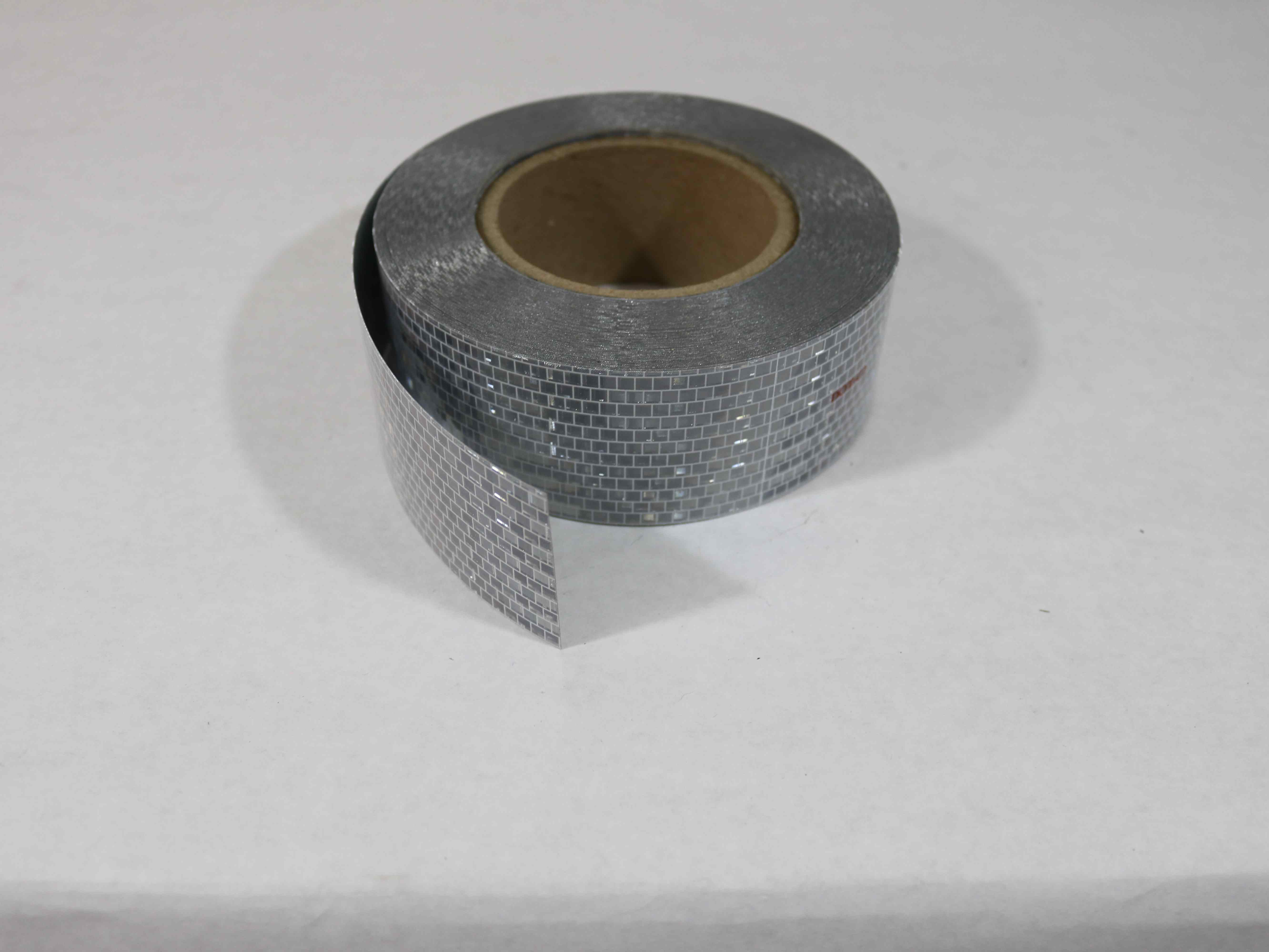 235.00.070 White Reflector Tape  2In X 150