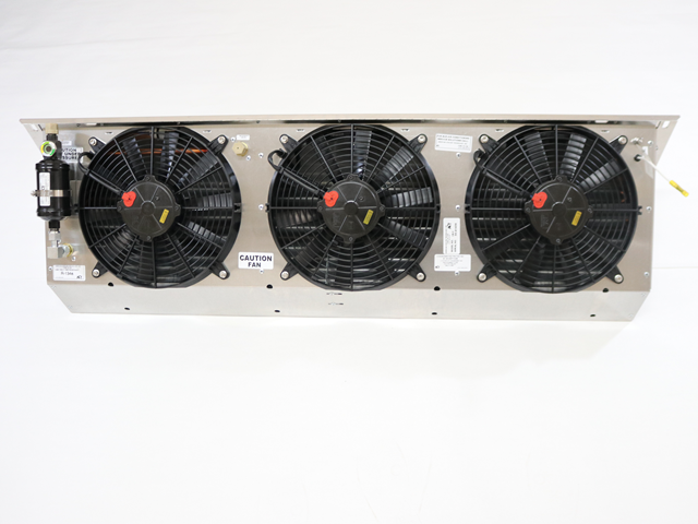 301.028.PS Condenser, A/C (Cs3) W/Loose Grill