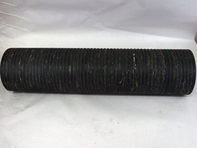 3103 21 FOOT ROLL OF RIBBED GRAY FLOORING 34