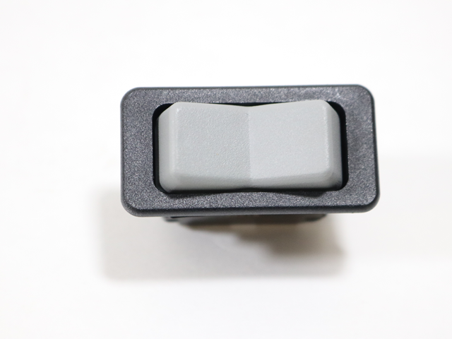 33218 Switch Spdt Rkr Sldr. Lug Gold / Gray Seal