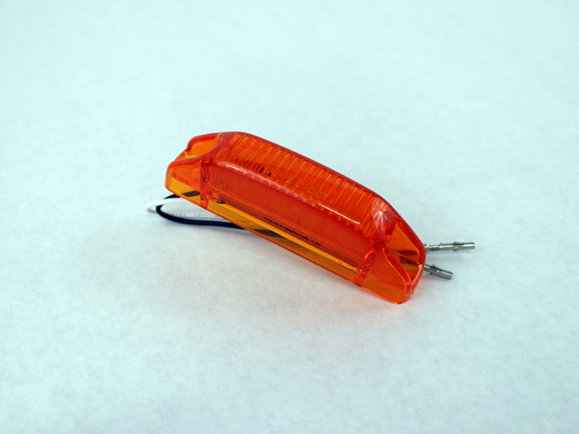 3975176 LIGHT, MARKER/CLEARANCE AMBER