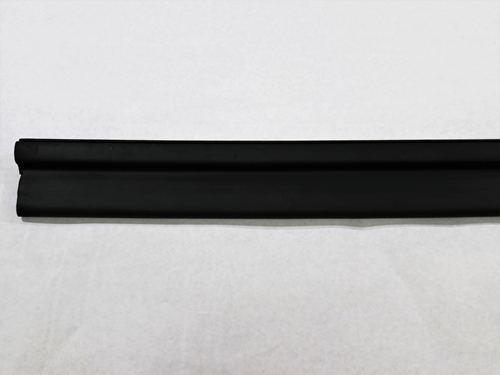 428112-05 RUBBER DOOR SEAL
