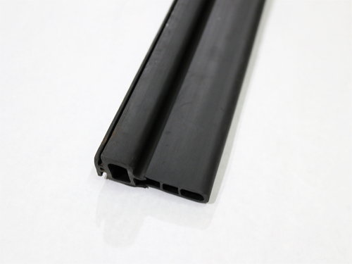 428112-05 RUBBER DOOR SEAL