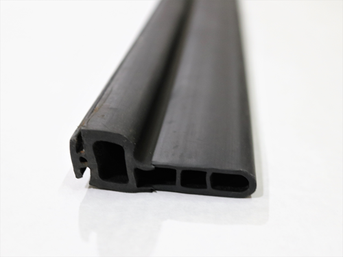 428112-05 RUBBER DOOR SEAL