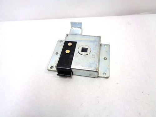 442952 Latch Door Rear Com Lh