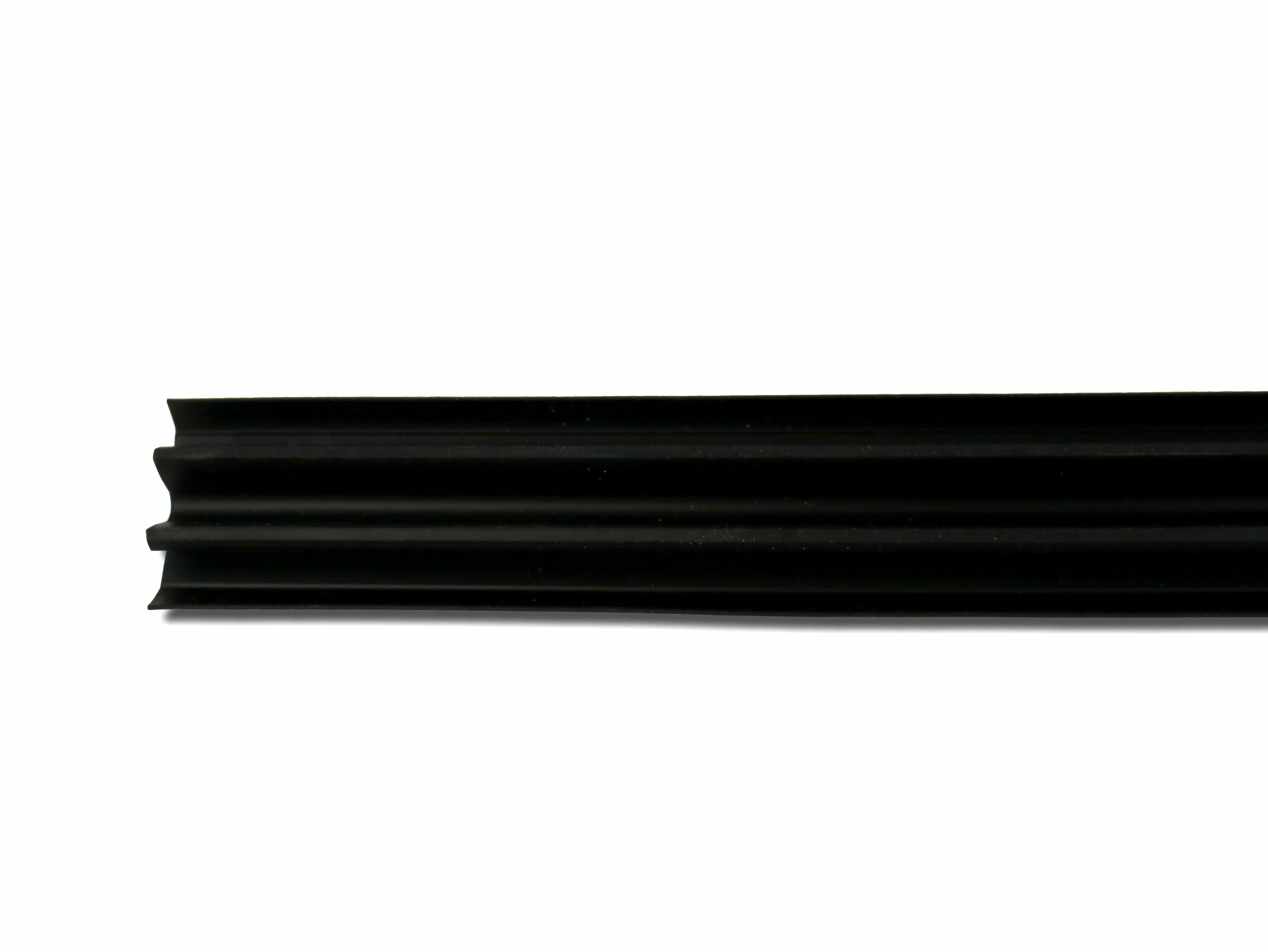 4529 MOLDING WALL TRACK (SOLD PER STICK - 8 FEET)