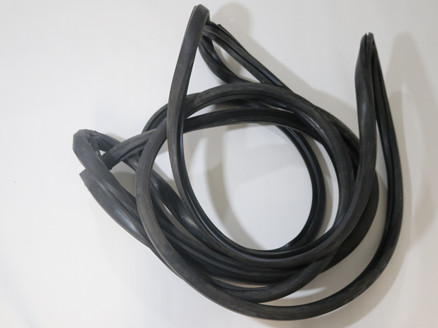 12616 SEAL, WINDSHIELD,