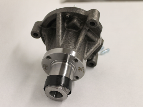 5-P-42081 Water pump w/adaptor, F550
