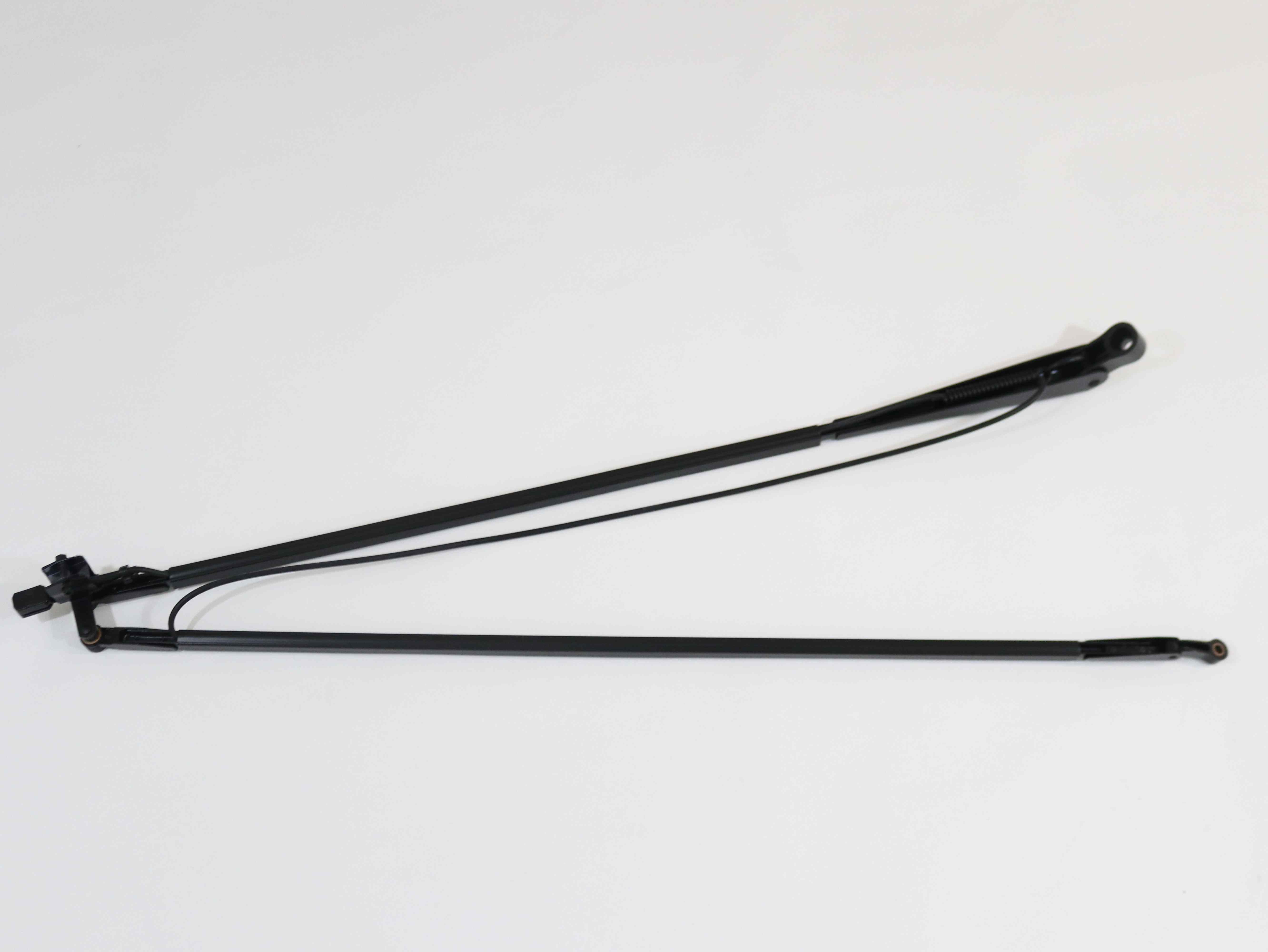 51001301 C/S Wiper Arm Assy. Eldorado National