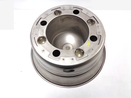 5898-195F Intl. Wheel Covers / Rim#28680 8Lug 4 Hand Holes
