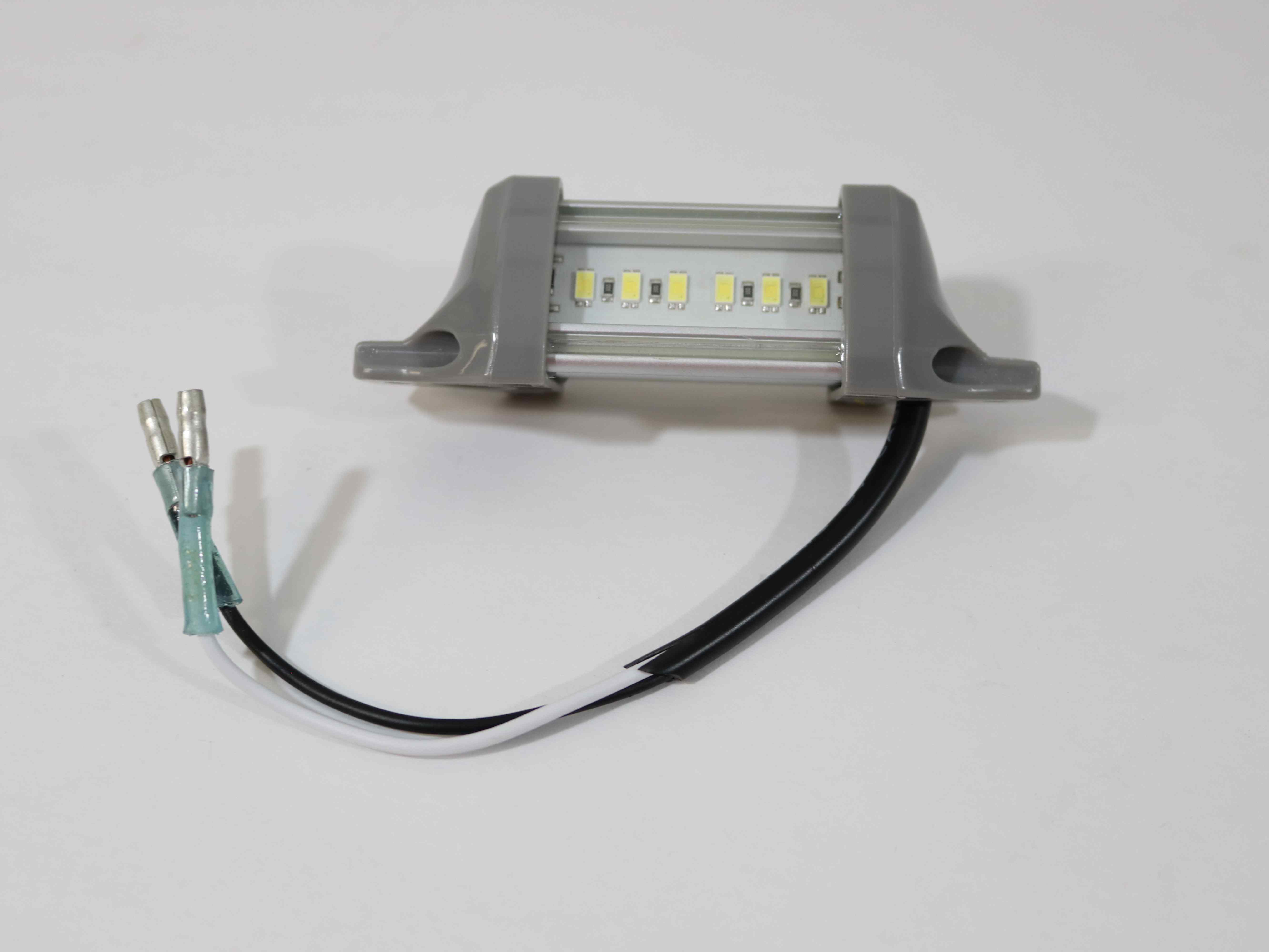 6524 Maxxima Step Well Light
