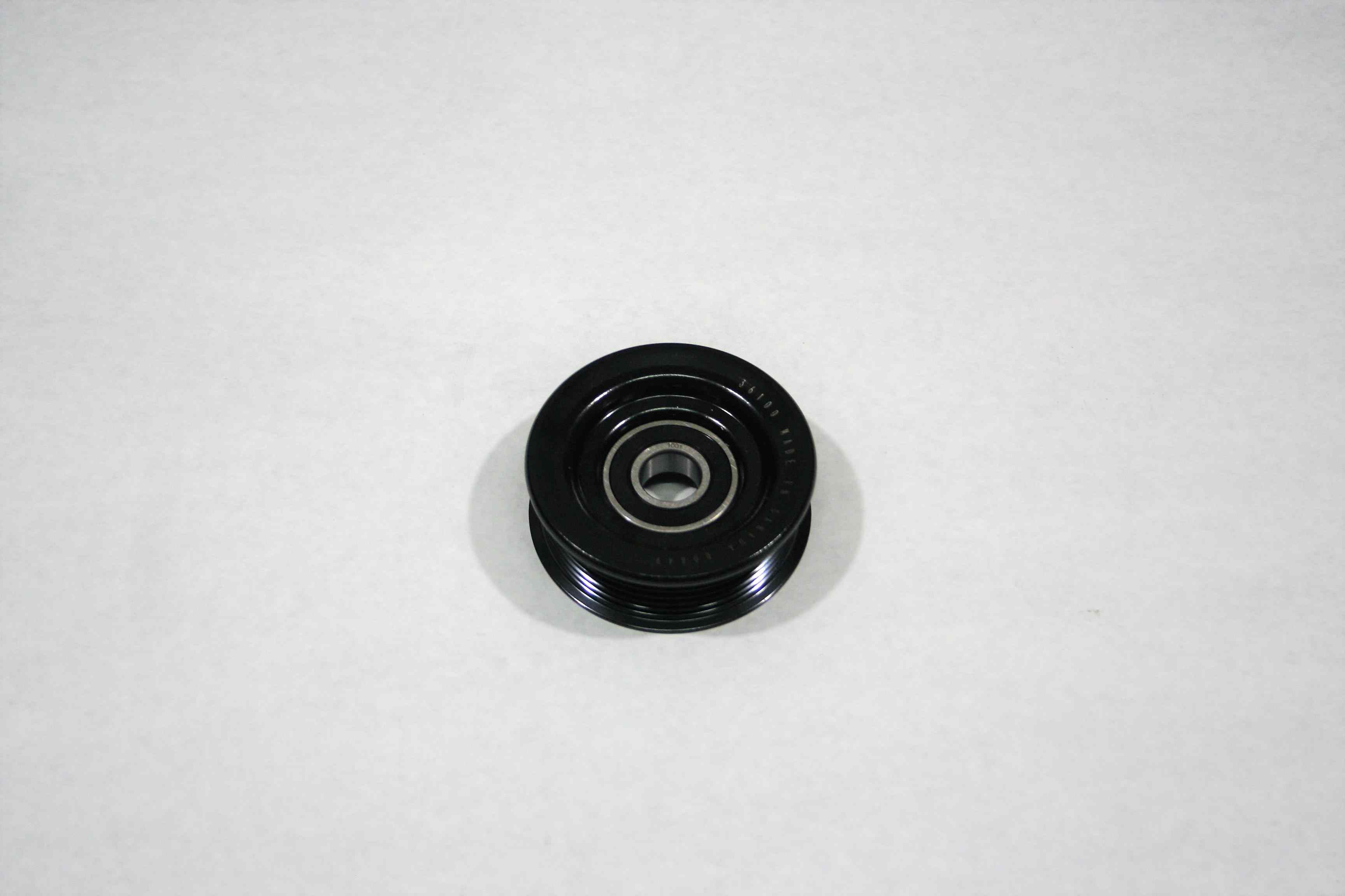 711048 PULLEY, IDLER