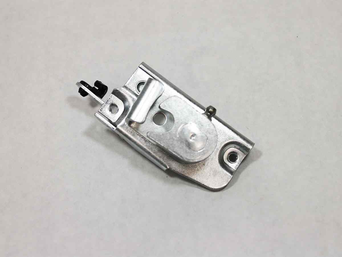 B-009-601 Luggage Door, Rotary Latch, Right Turn, Synergy