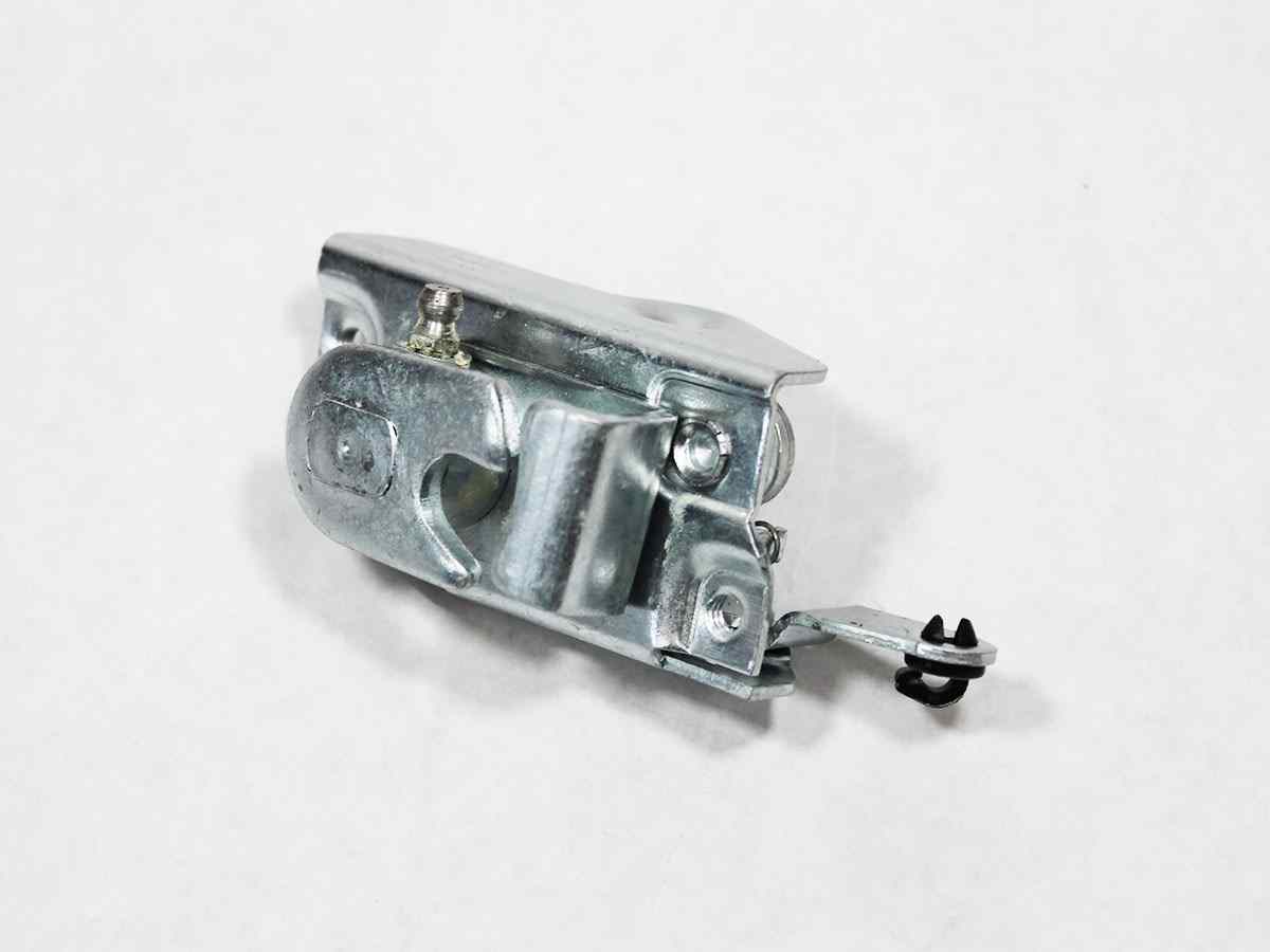 B-009-602 Luggage Door, Rotary Latch, Left Turn, Synergy