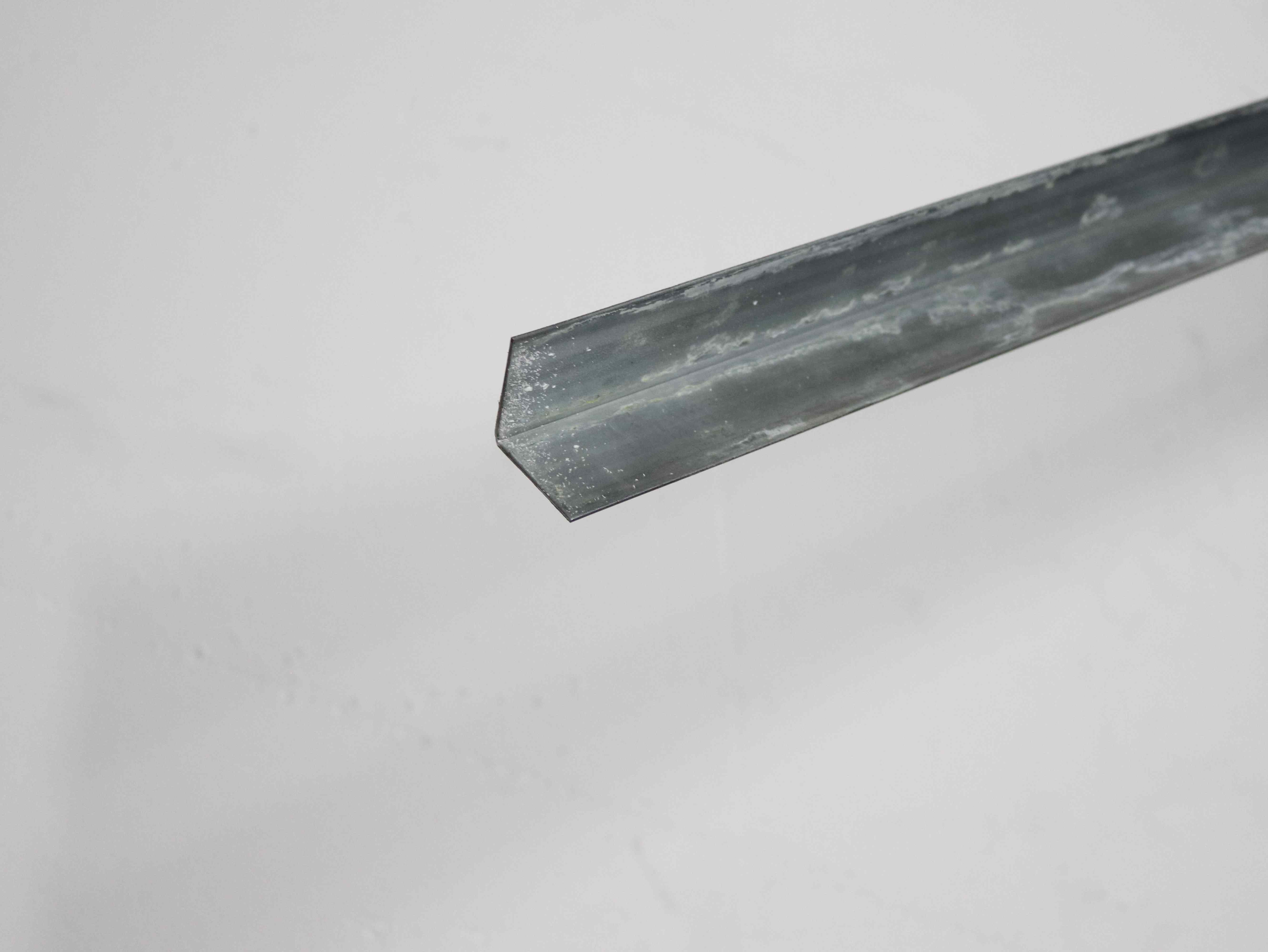 BS020002.G 1 1/2 INCH X 1 1/2 INCH X 96 INCH Angle