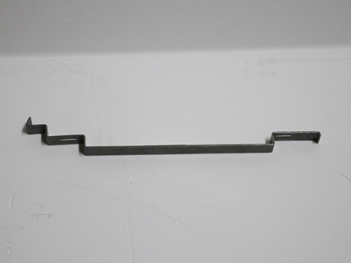 BS020366 BRACKET, MOUNTING, CONSOLE/ENGINE COVER, FORD
