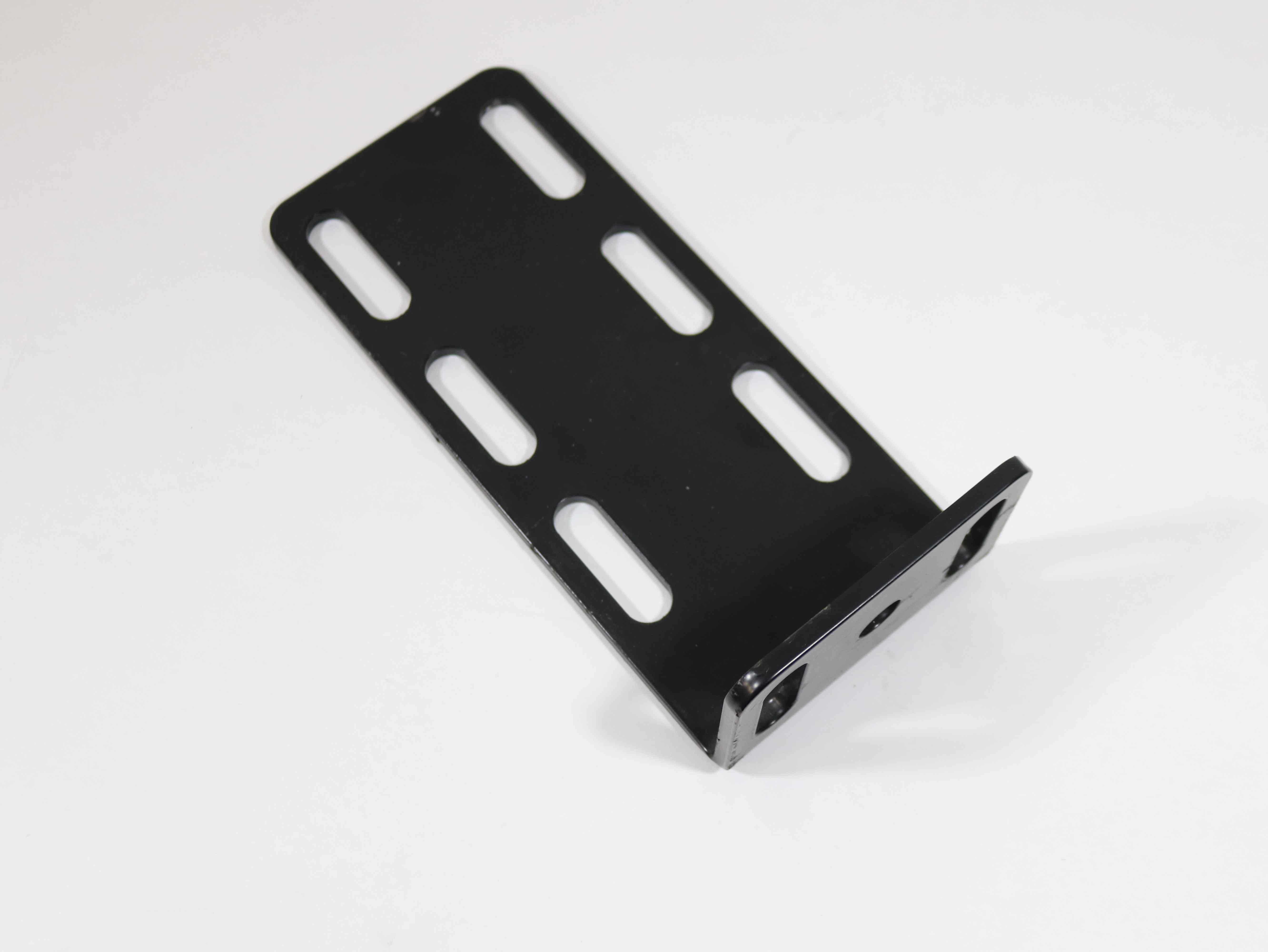 BX050511 BRACKET, BUMPER