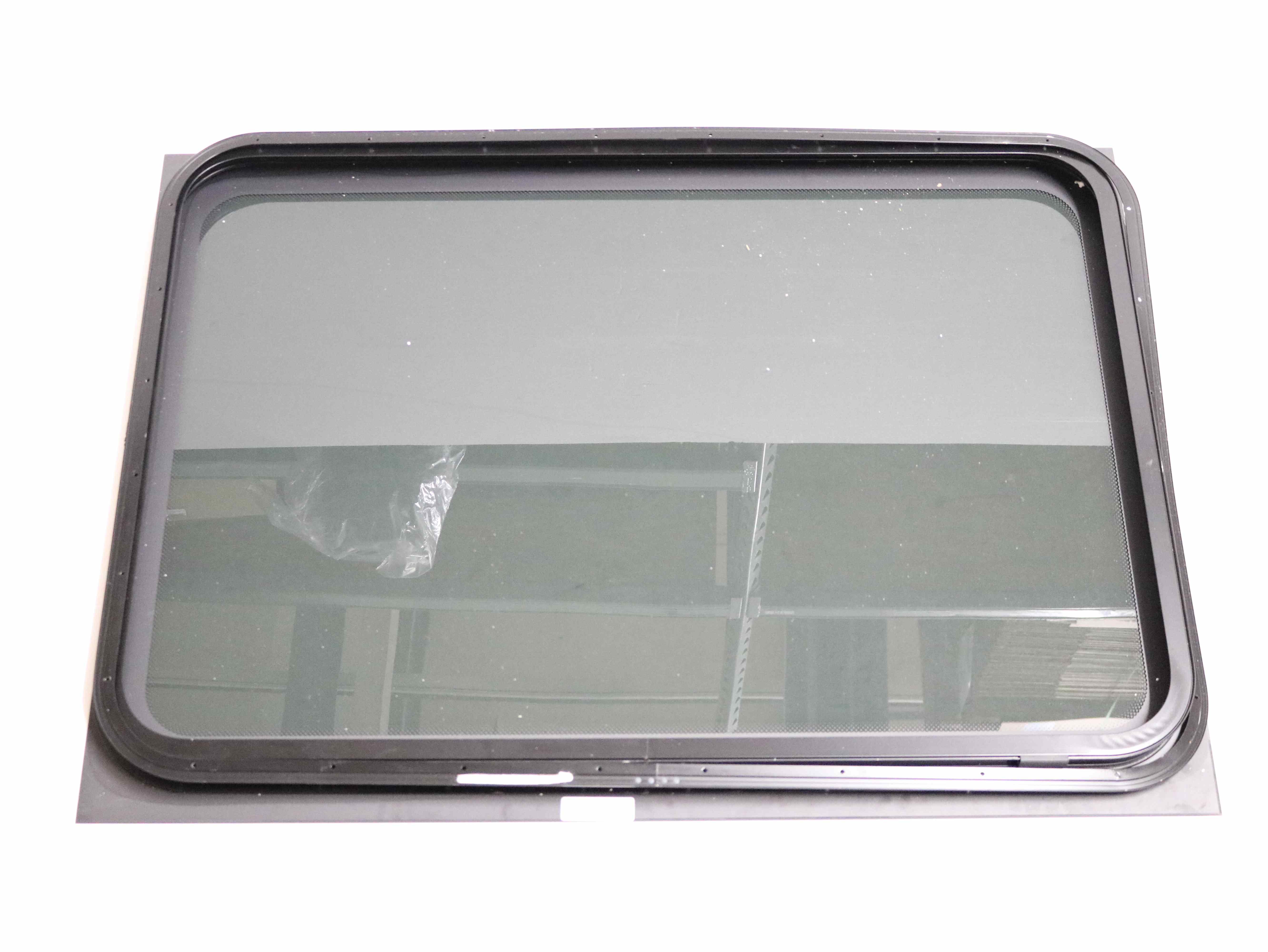 BX051213 WINDOW, SOLID