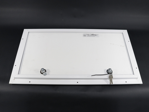 BX051257 DOOR, BATTERY BOX