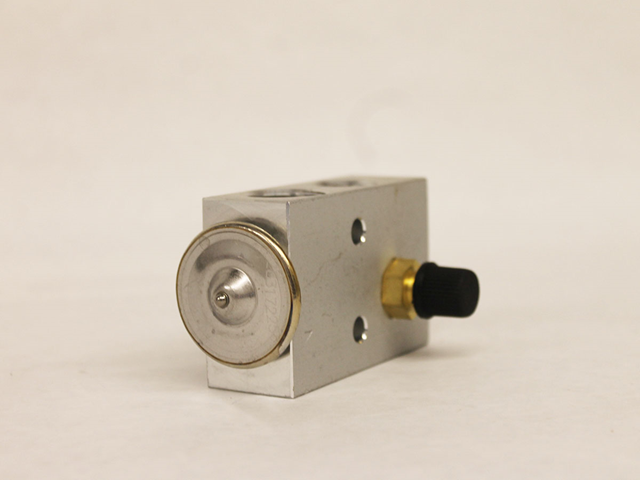 EXP-002 Expansion Valve With Pressure Switch Port