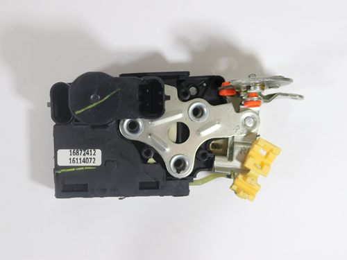 PT001543 RIGHT REAR DOOR LATCH