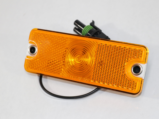 PT020863 Lamp assembly, Front Amber sidemarker(same as pt007744)