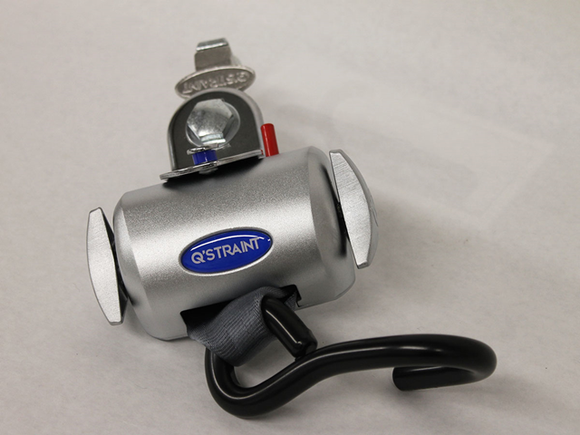 Q-8101-L DELUXE RETRACT ASSY L TRACK