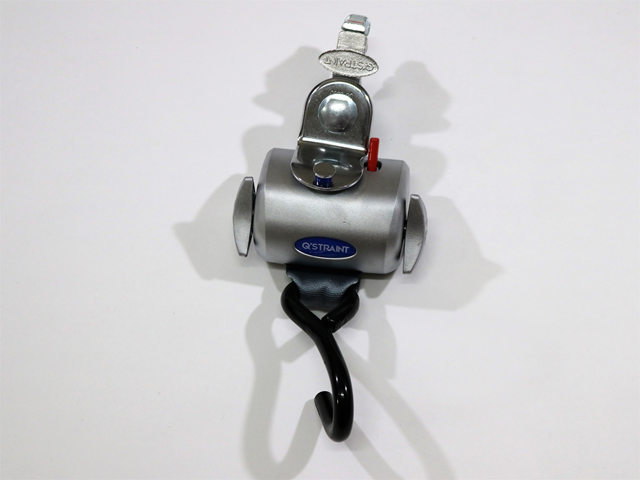 Q8-6200-L Single, Fully Auto Qrt Retractor, Deluxe W/L-Track Fitting