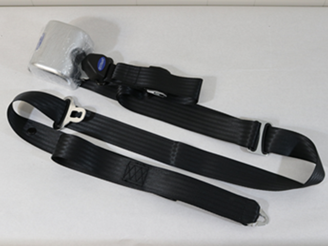 Q8-6323 Retractable Shoulder And Lap Belt