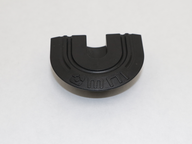 QC06058 OMNI END CAP, L TRK, FLANGED (REPLACED Q5-7551-TF)