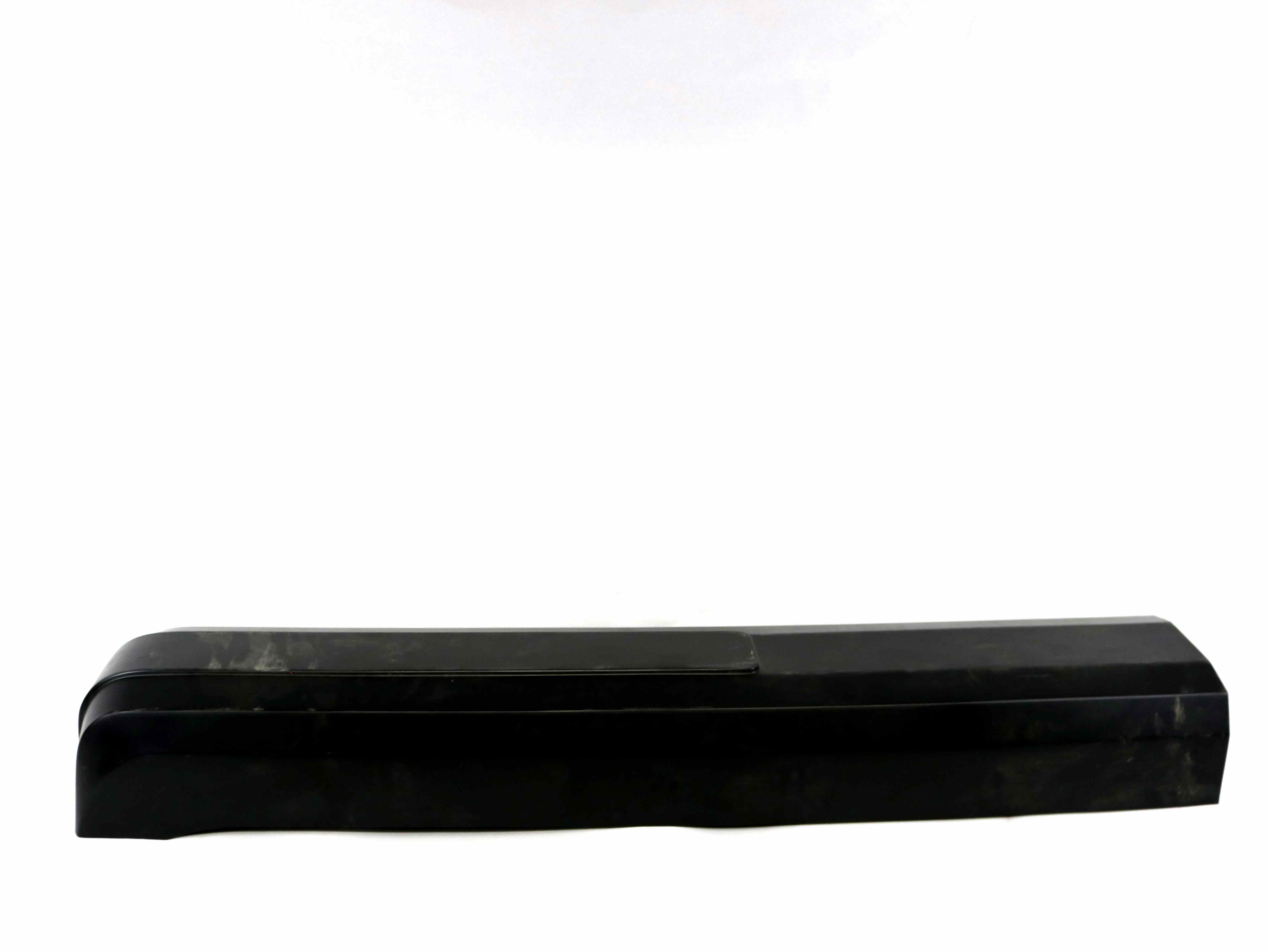 S01206001AXA Cover, Bumper End
