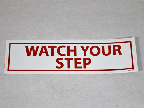 SD702R Watch Your Step Little, Tes01029